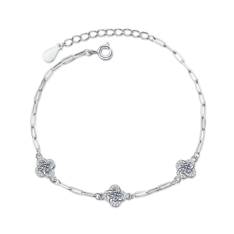Destello de Lujo™ — Pulsera de Plata Esterlina S925 con Trébol y Moissanita | Brazalete de Lujo para Mujer