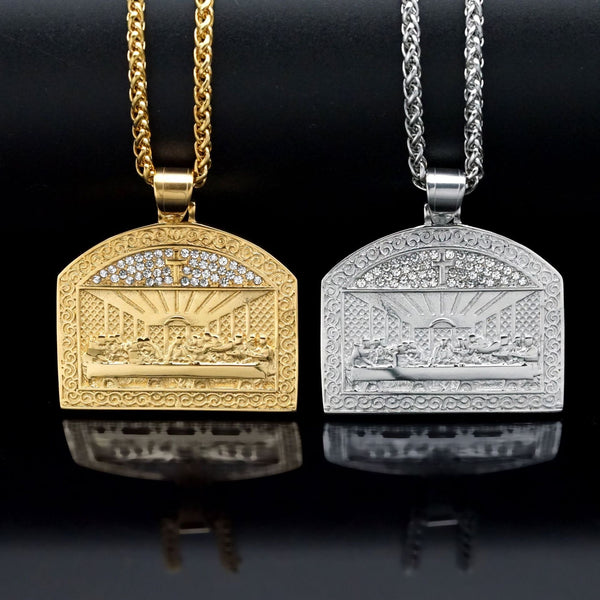 Cadena Divina™ — Collar Colgante Dorado de Lujo