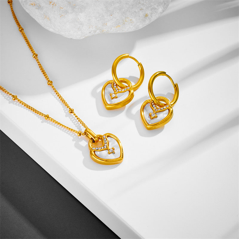 💛 Conjunto “Golden Heart” – Amor en su forma más elegante 💛