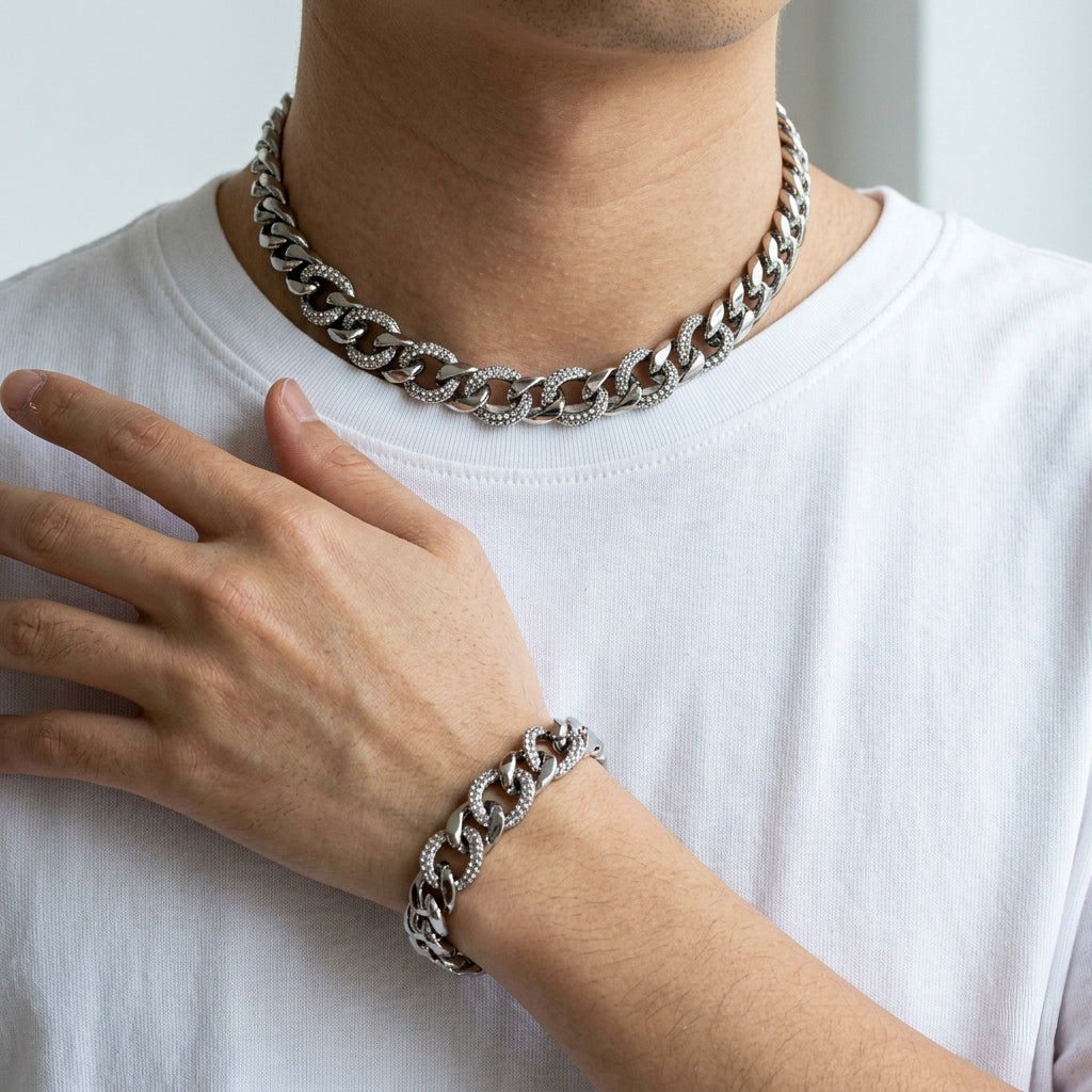 La Cubana Iced Set — el set que lo dice todo sin decir nada.