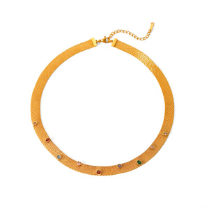 Golden Mirage™ — Collar Gargantilla Dorada con Gemas Multicolor | Malla Tejida Stainless Steel para Mujer