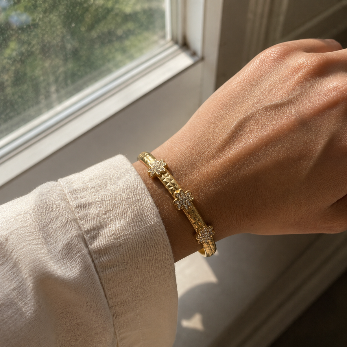 Bangle Hoja Dorada - Stainless Steel